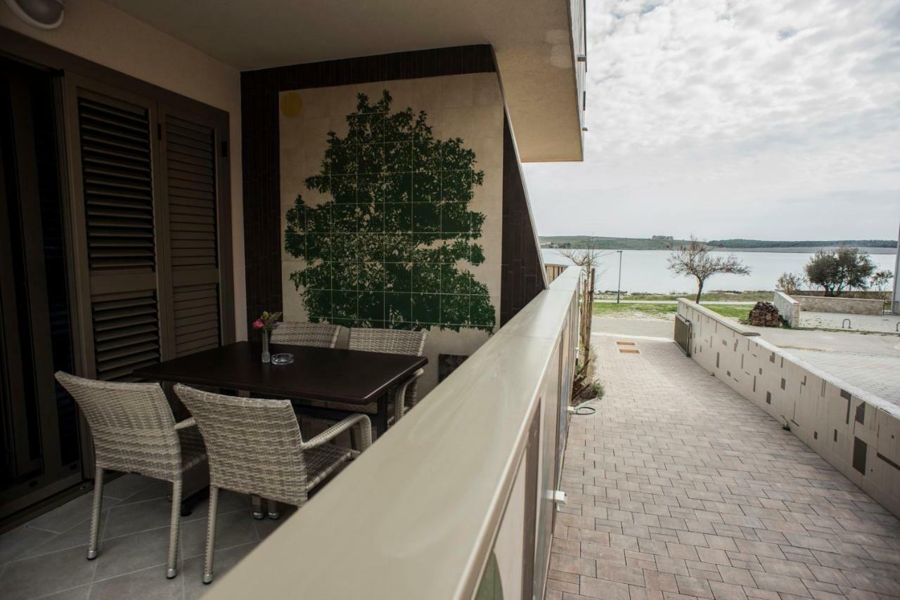 Apartments Svijet Mora 2 Povljana Luaran gambar