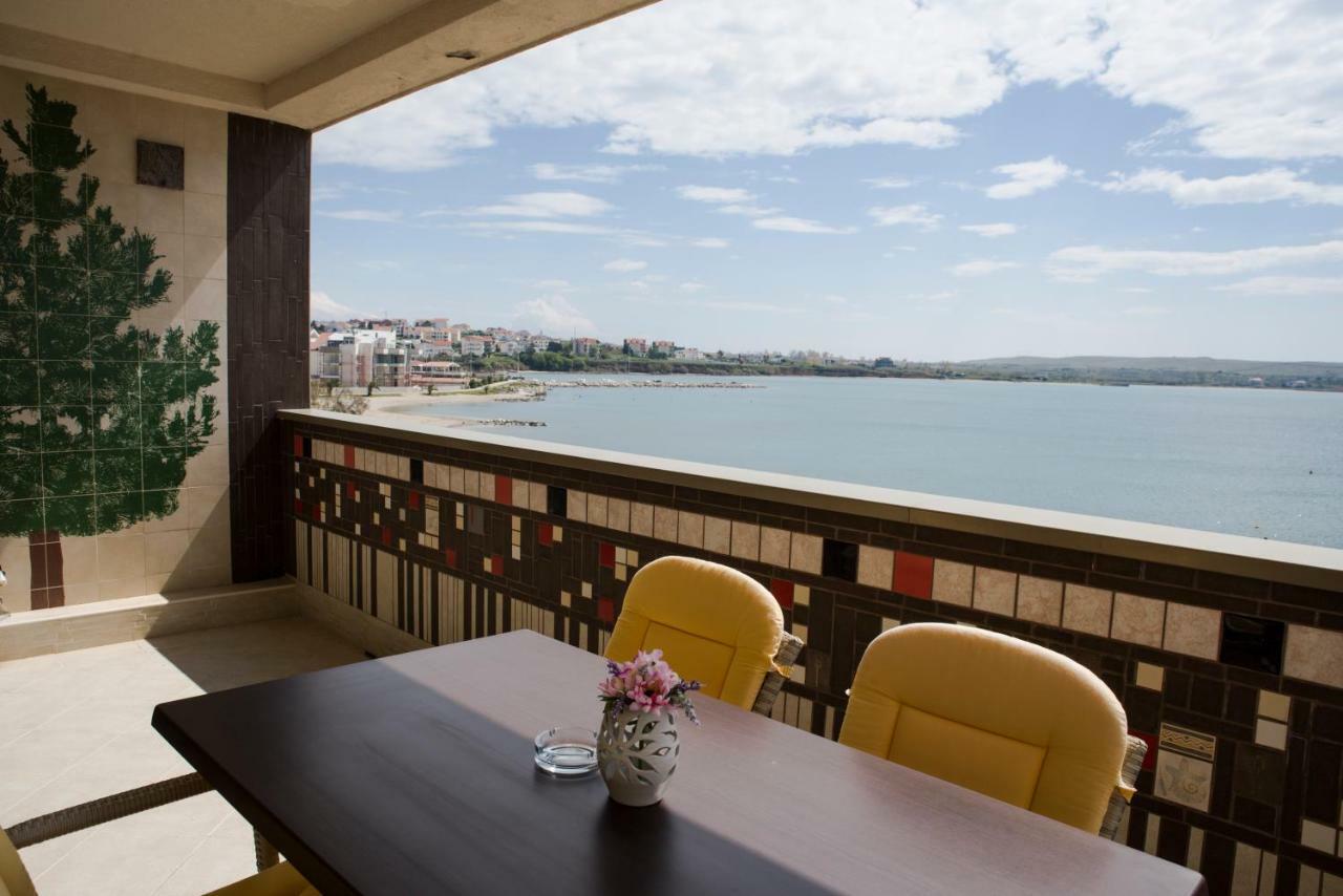 Apartments Svijet Mora 2 Povljana Luaran gambar